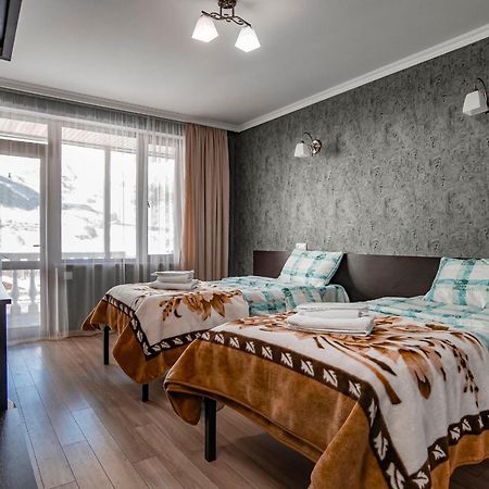 Roza Guesthouse Казбеги Экстерьер фото